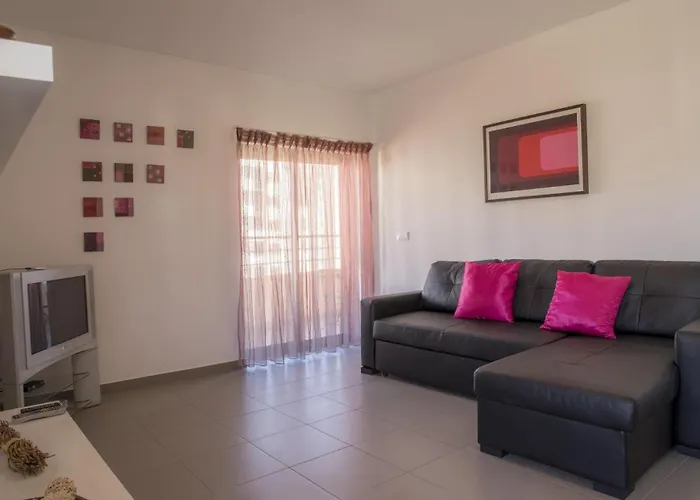 A17 - Heaven Sun Da Rocha 1 Bed Портиман